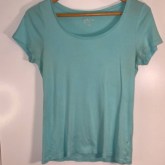 Womens tee shirt, size medium - Picture 5 of 15